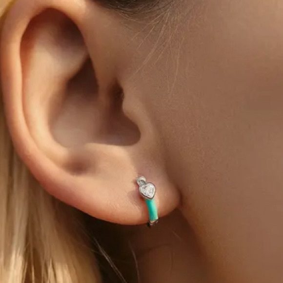 Beautiful ring and earring set - Picture 6 of 7